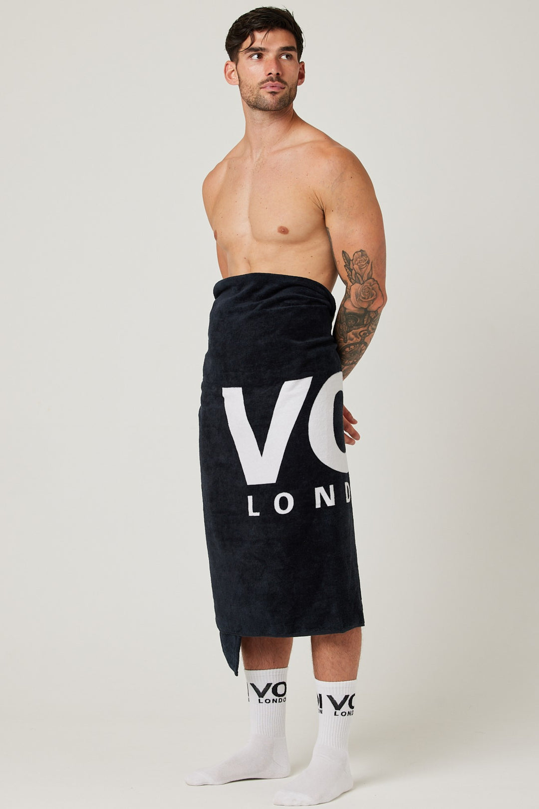 Charles Street Beach Towel - Black