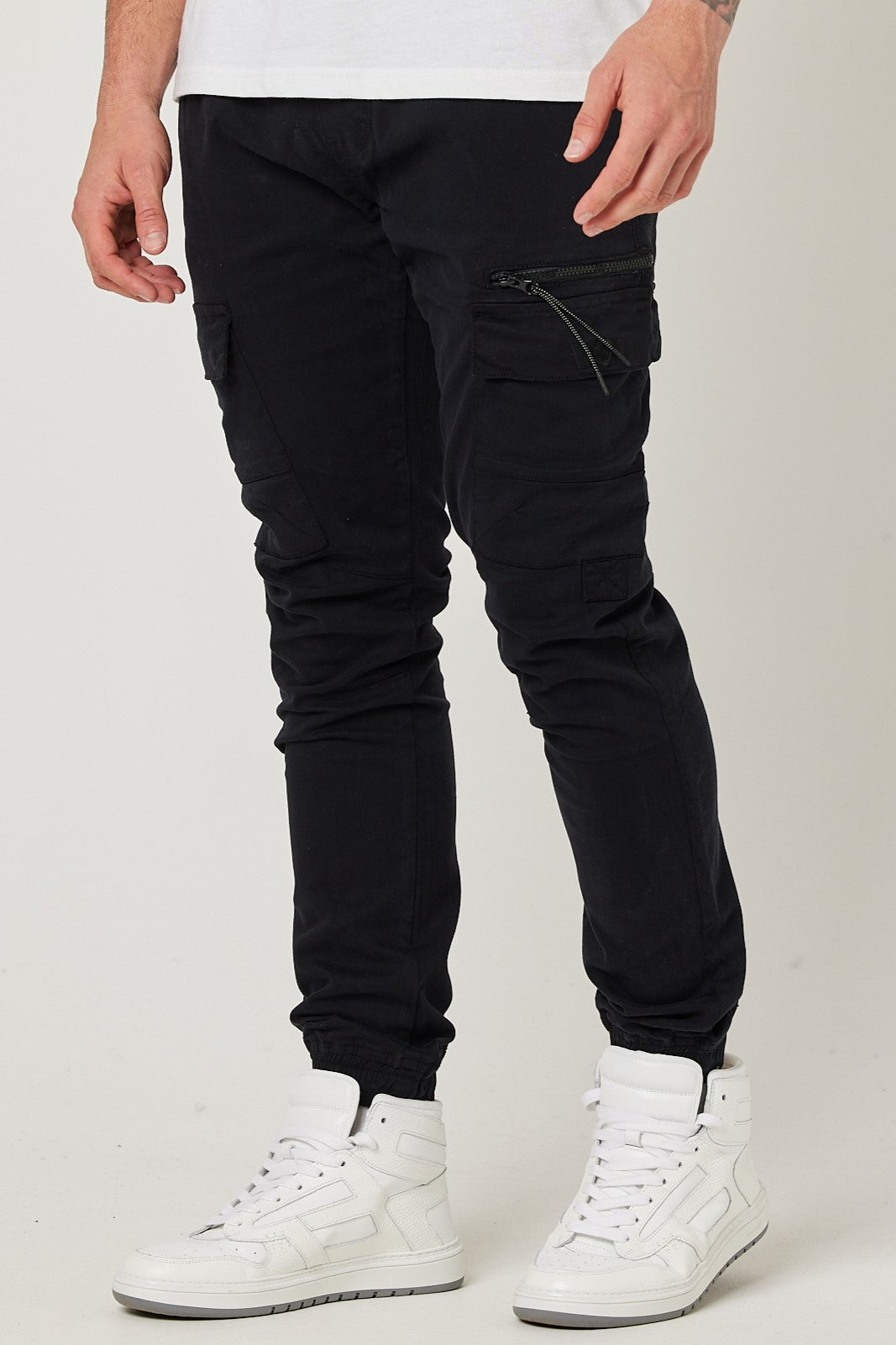 Winchester Cargo Jogger - Black