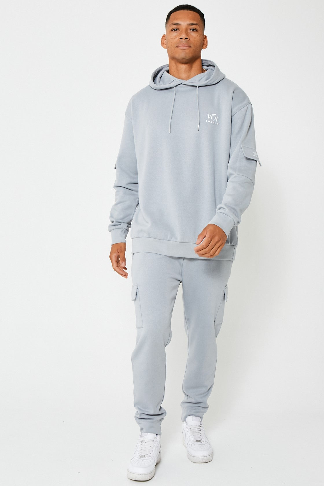 Grey best sale cargo tracksuit